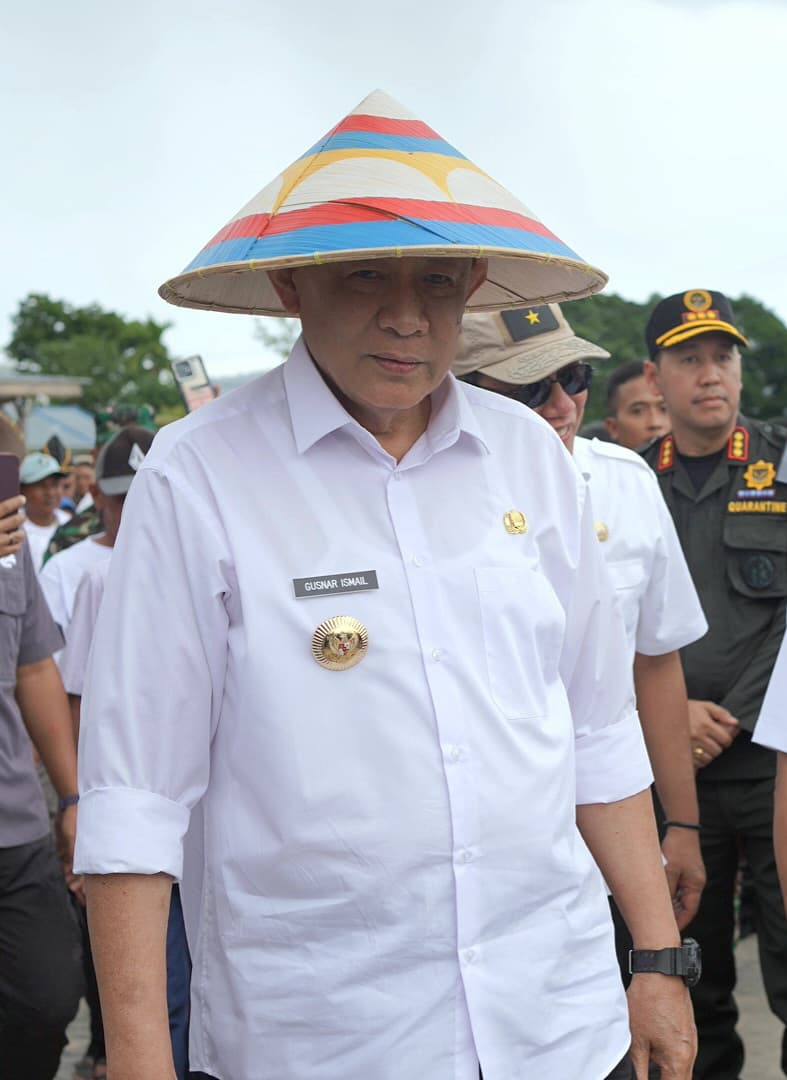 Serapan Gabah dan Beras Capai 91%, Gubernur Gusnar Optimis Penuhi Target