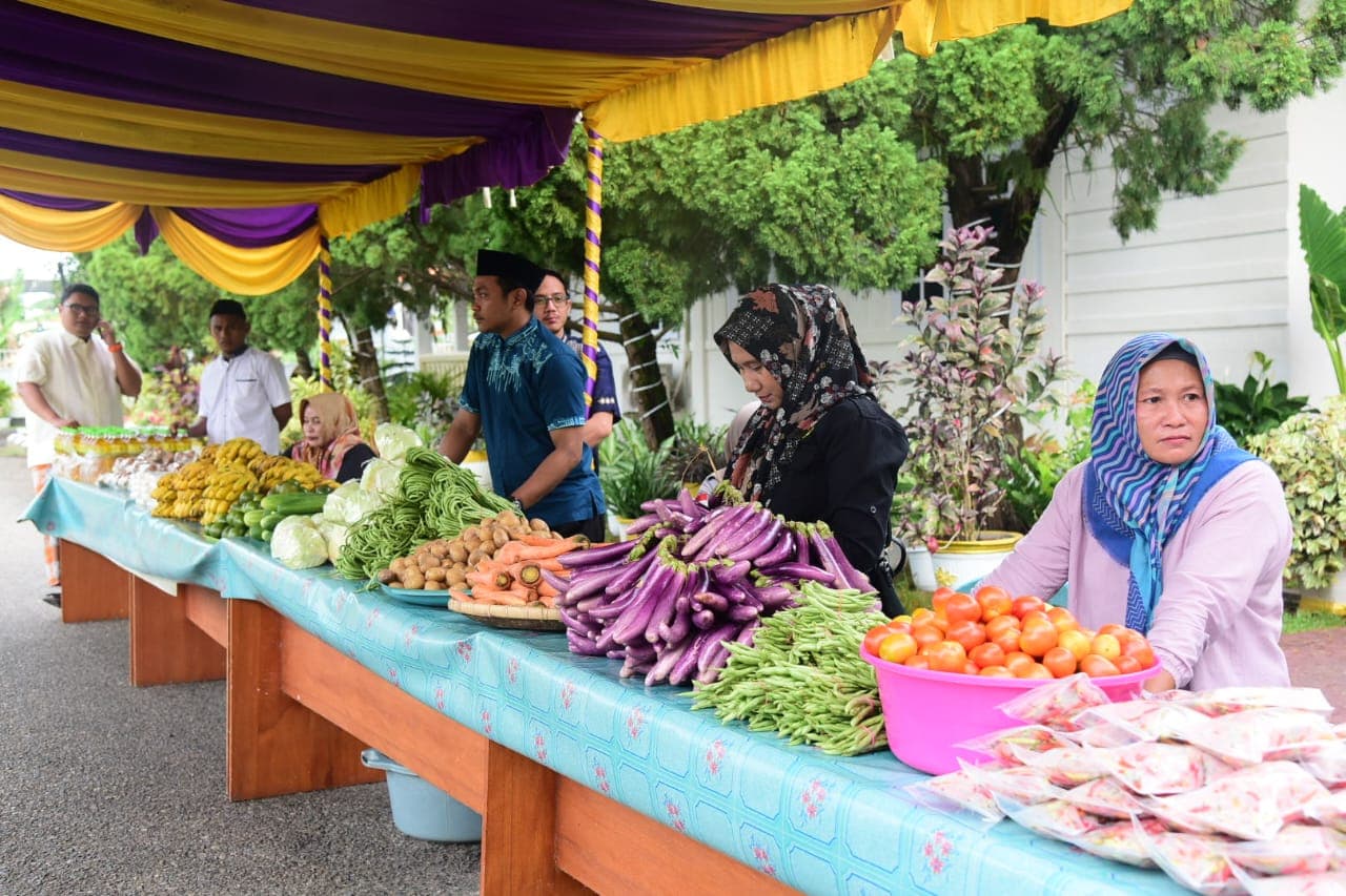 Rayakan Momen Spesial, Wagub Idah Hadirkan Souvenir Pangan Petani Lokal