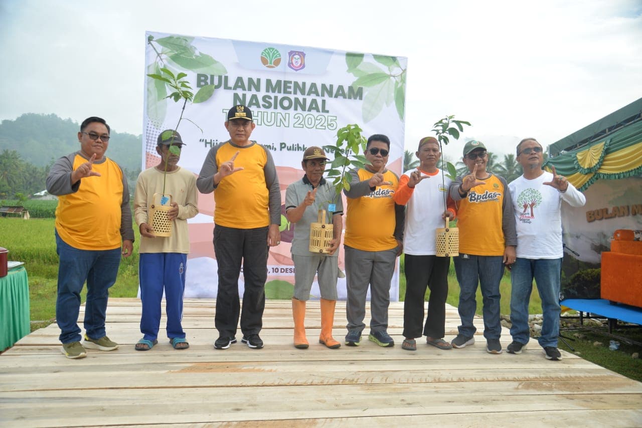 Bulan Menanam Nasional, Akses Jalan GORR Kembali Dihijaukan