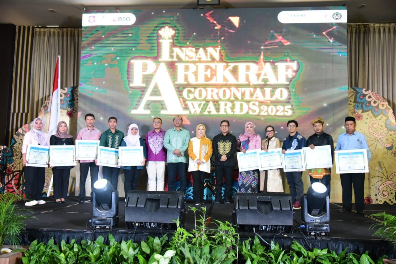 Pelaku Wisata Ekraf Gorontalo Terima Insan Parekraf Award 2025