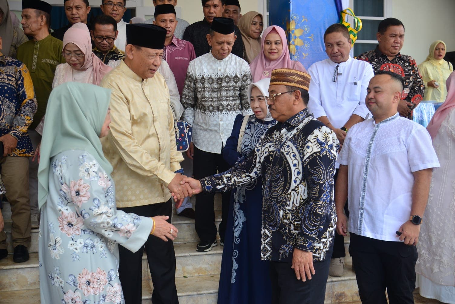 Hari Kedua Lebaran, Gubernur Gusnar Terima Silaturahmi Pemerintah Daerah